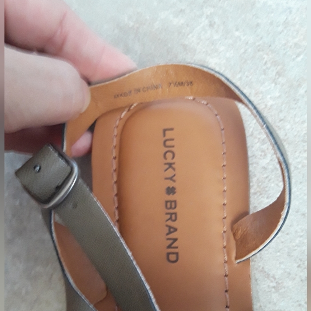 Lucky Brand Olive Strappy Sandals - Picture 5 of 6